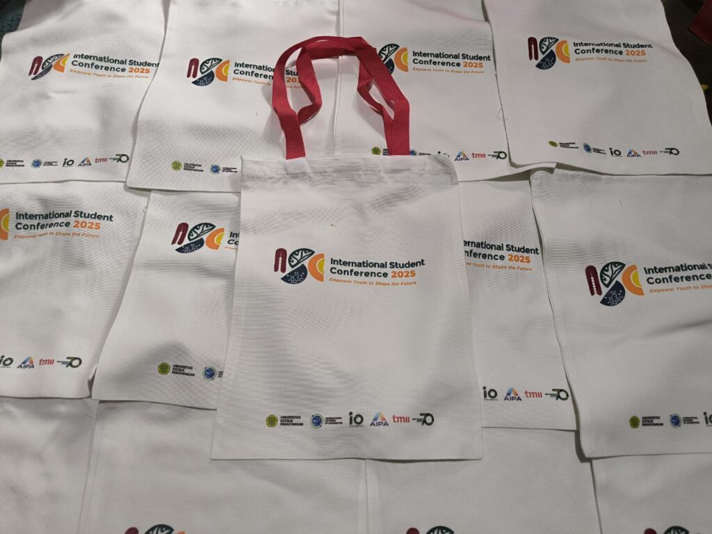 Goodie bag custom